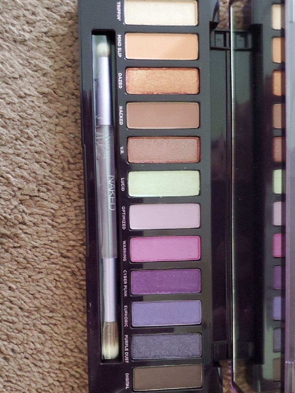 Urban Decay Naked Ultraviolet Eyeshadow Palette - Lavender Purple Hues - Picture 4 of 5